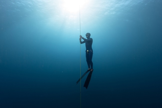 Free Diving, Kenali Manfaat, Teknik, dan Risikonya - Alodokter